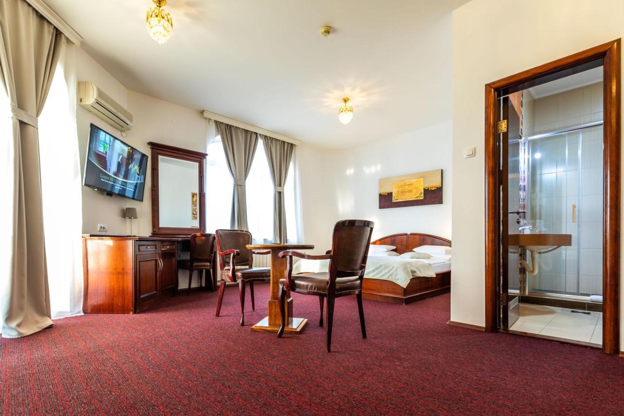 Garni Hotel Royal Crown Subotica Eksteriør billede